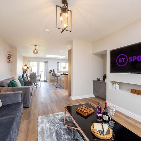 The Oaklands - Luxury Spacious 6-Bed, Near Solihull, Birmingham City, Jlr, Nec, Airport, Resorts World, Hs2 Kültér fotó
