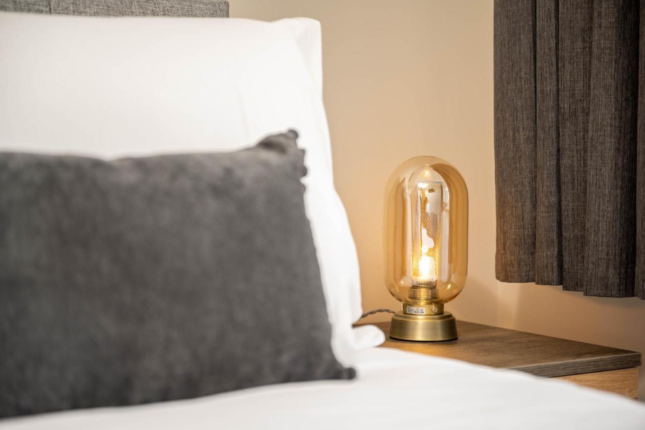 The Oaklands - Luxury Spacious 6-Bed, Near Solihull, Birmingham City, Jlr, Nec, Airport, Resorts World, Hs2 Kültér fotó