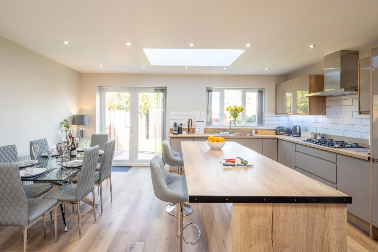 The Oaklands - Luxury Spacious 6-Bed, Near Solihull, Birmingham City, Jlr, Nec, Airport, Resorts World, Hs2 Kültér fotó