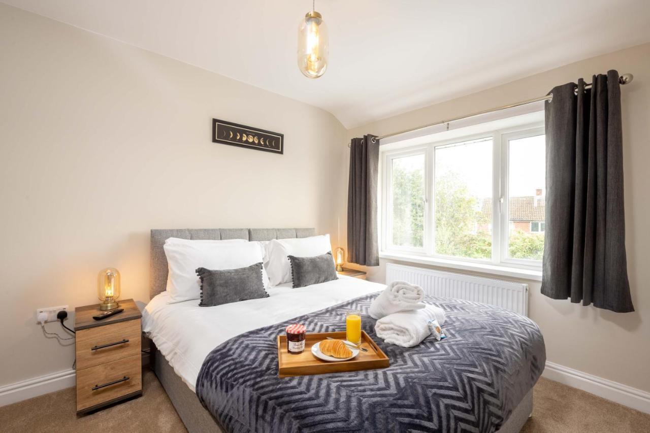 The Oaklands - Luxury Spacious 6-Bed, Near Solihull, Birmingham City, Jlr, Nec, Airport, Resorts World, Hs2 Kültér fotó