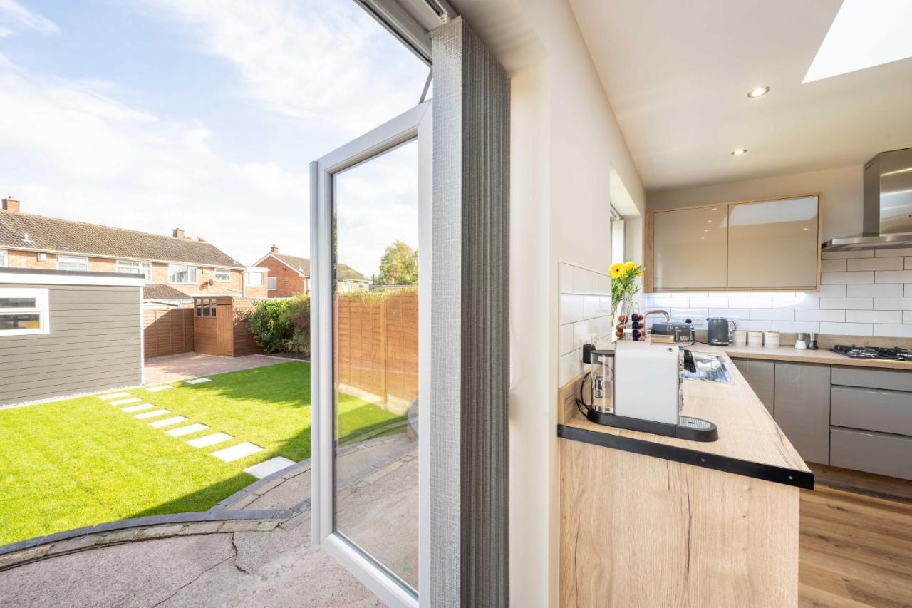 The Oaklands - Luxury Spacious 6-Bed, Near Solihull, Birmingham City, Jlr, Nec, Airport, Resorts World, Hs2 Kültér fotó
