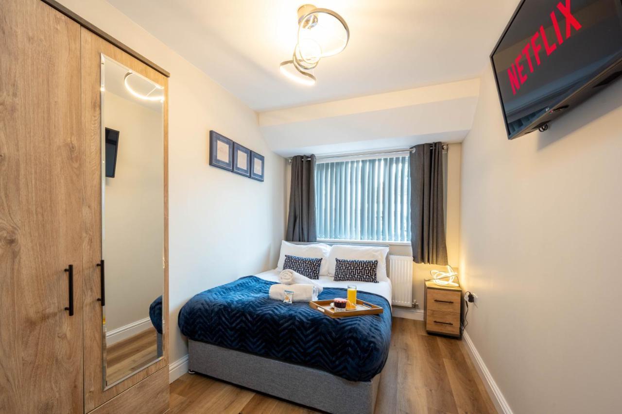 The Oaklands - Luxury Spacious 6-Bed, Near Solihull, Birmingham City, Jlr, Nec, Airport, Resorts World, Hs2 Kültér fotó